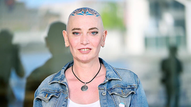 Tessa Ganserer kommt nach Coburg MdB Tessa Ganserer kommt zum CSD nach Coburg. Wir haben vorab mit ihr über die Rechte von transgeschlechtlichen Menschen gesprochen.