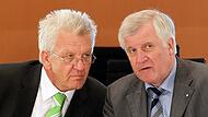 Die Zeichen stehen auf Ann&auml;herung zwischen Schwarz-Gr&uuml;n. Zuletzt wurde das deutlich bei der Verabschiedung des gr&uuml;nen L&auml;nderchefs Winfried Kretschmann, dem der schwarze Ex-L&auml;nderchef Seehofer gro&szlig;es Lob zollte.