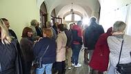 Am 22. Oktober konnten die Bürger sich zum zweiten Mal vor Ort selbst ein Bild vom Pfarrhaus und den Plänen machen.Forchheim & Fränkische Schweiz Am 22. Oktober konnten die Bürger sich zum zweiten Mal vor Ort selbst ein Bild vom Pfarrhaus und den Plänen machen.Forchheim & Fränkische Schweiz