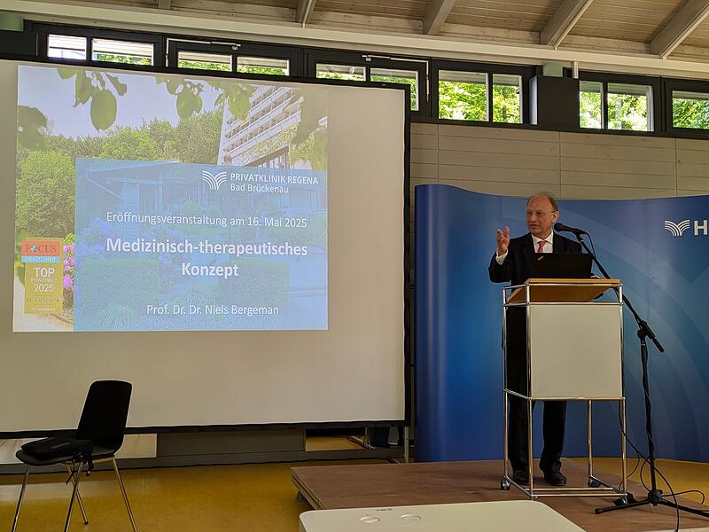 Vorstellung des Klinikkonzeptes der Privatklinik Regena in Bad Brückenau durch den ärztlichen Direktor, Chefarzt Niels Bergemann. Vorstellung des Klinikkonzeptes der Privatklinik Regena in Bad Brückenau durch den ärztlichen Direktor, Chefarzt Niels Bergemann.