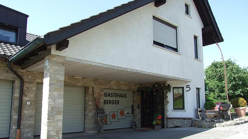 Die ehemalige Pension Berger in Erlau (Walsdorf, Landkreis Bamberg) soll in eine Fl&uuml;chtlingsunterkunft umgewandelt werden.