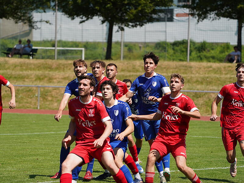 Saisonstart für den FC 06 Bad Kissingen Saisonstart für den FC 06 Bad Kissingen