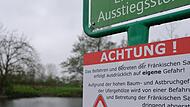 W&auml;hrend das Verwaltungsgericht W&uuml;rzburg jetzt das Kanuverbot auf der Fr&auml;nkischen Saale best&auml;tigt hat, ist die Beschilderung teilweise noch auf dem Vorjahresstand. In Hammelburg wird an der Einstiegsstelle am Bleichrasen lediglich vom Befahren abge...