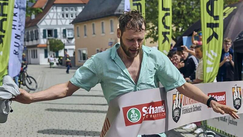 Beim Ultratrail Fränkische Schweiz wurde Alexander Dautel mit Sonnenhut Erster. Bei der WM in Innsbruck wäre er mit einem Platz im Mittelfeld zufrieden.