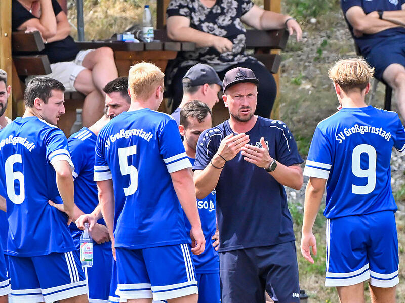 Krisensitzung beim SV Gro&szlig;garnstadt: Trainer Christian Beetz sieht die Mannschaft aktuell im Abstiegskampf.