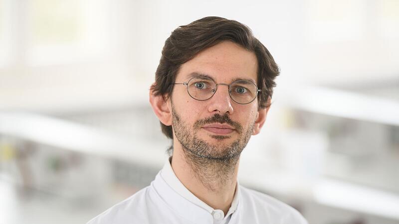 Für Infekt-Patienten gibt es meistens „keinen medizinischen Grund“, daheim einen Selbsttest durchzuführen, sagt Dr. Manuel Krone, Virologe und Krankenhaushygieniker an der Uniklinik Würzburg.