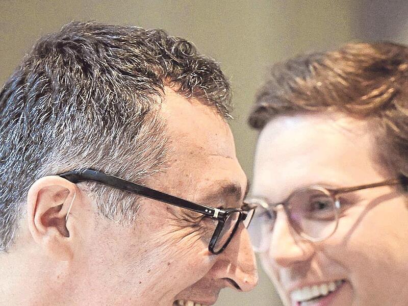 Gr&uuml;n-Schwarz: Cem &Ouml;zdemir (links) und Manuel Hagel (CDU) verhandeln &uuml;ber eine Koalition in Baden-W&uuml;rttemberg.