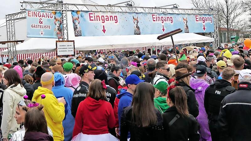 Der Sander Gemeinderat gab in seiner j&uuml;ngsten Sitzung offiziell gr&uuml;nes Licht f&uuml;r den gr&ouml;&szlig;ten Faschingszug im Landkreis Ha&szlig;berge. Dieser findet am 15. Februar 2026 mit anschlie&szlig;ender Party im Festzelt am Altmain statt.