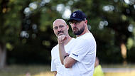 Das 0:3 in Weiden war ein Patzer zu viel: Jan Gernlein (vorne) und Alexander Grau (hinten) sind nicht mehr Trainer des FC Eintracht Bamberg.