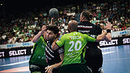 Der HC Erlangen um Tobias Buck m&uuml;hte sich in Wetzlar vergeblich ab, f&uuml;r den Klassenerhalt in der Bundesliga reichte es trotzdem.