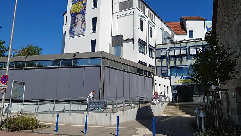 Das Kreiskrankenhaus St. Anna in Höchstadt ist Anlaufstation für viele Patienten aus der Region. Das Kreiskrankenhaus St. Anna in Höchstadt ist Anlaufstation für viele Patienten aus der Region.