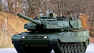 Roll-Out Leopard 2A8 und Panzerhaubitze 2000