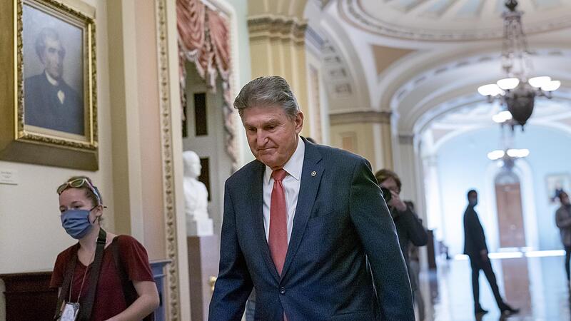 Joe Manchin, demokratischer Senator des US-Bundesstaats West Virginia, sagt Nein zum Sozial- und Klimapaket – und stürzt damit Joe Biden und die gemeinsame Partei in echte Probleme.