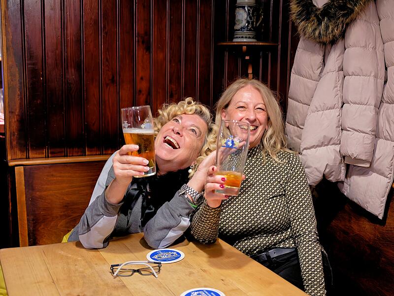 Beim Bockbieranstich der Brauerei Greifenklau in Bamberg war jede Menge los: und alle hatten großen Spaß.