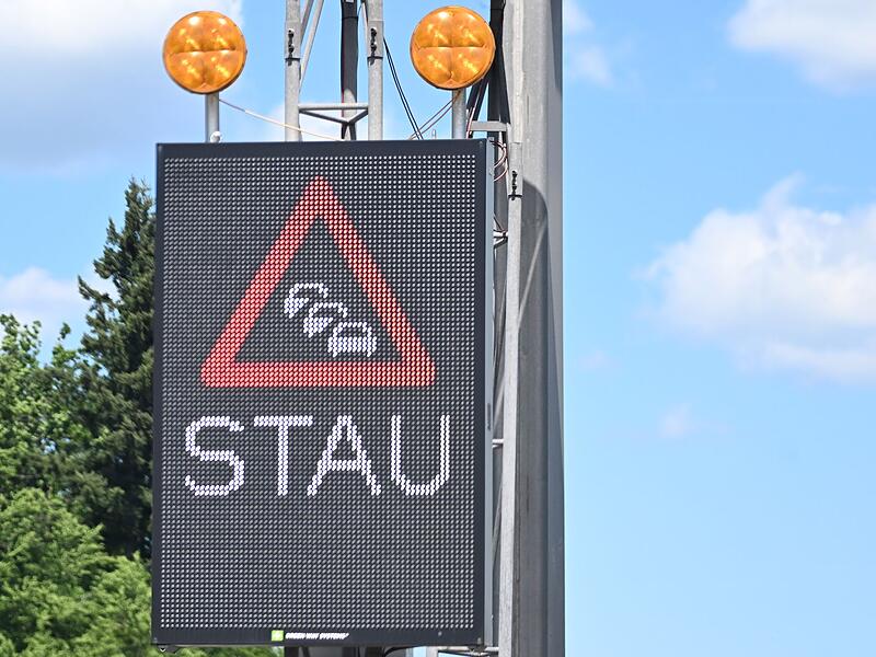 Autobahn 8 Baustelle bei Pforzheim