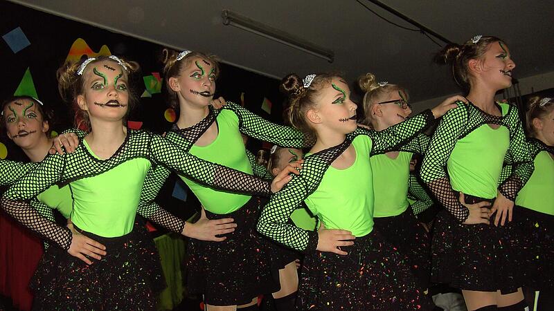 Die „Öwerdöllwer Minidiamanten“ legen los. Die „Öwerdöllwer Minidiamanten“ legen los.