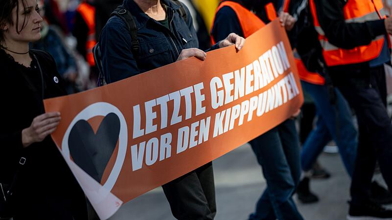 Demo letzte Generation