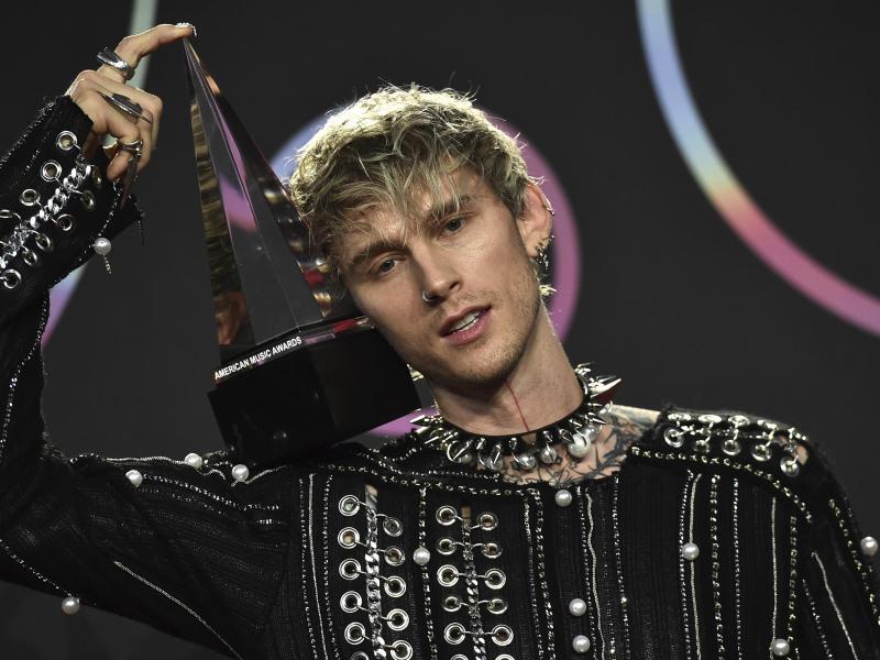 American Music Awards - Machine Gun Kelly American Music Awards - Machine Gun Kelly