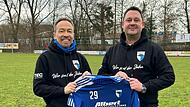 „Er ist unsere Wunschlösung“, sagt Jahn-Vorstandsmitglied Uwe Schüttinger (links) über den neuen Sportlichen Leiter, Holger Denzler (rechts).Forchheim & Fränkische Schweiz