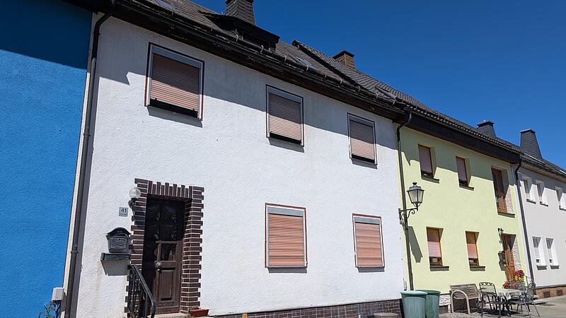 Zwangsversteigerung im Juni: Zwei Schnäppchen-Immobilien aus Kronach Zwangsversteigerung im Juni: Zwei Schnäppchen-Immobilien aus Kronach