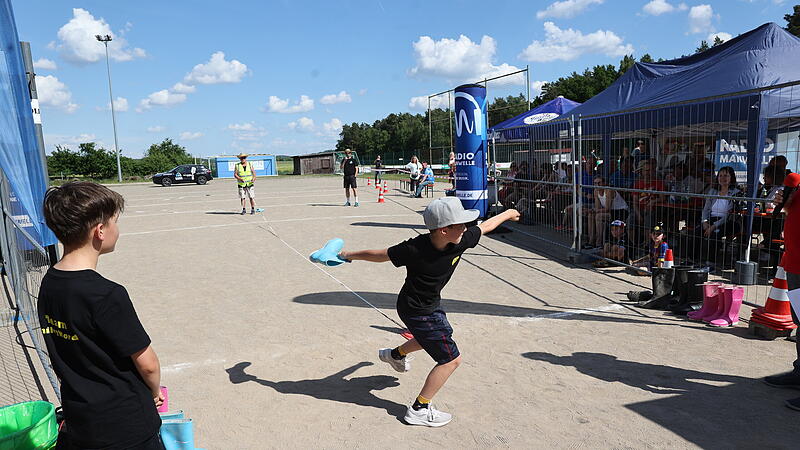 Gummistiefelmeisterschaft in Mistelbach