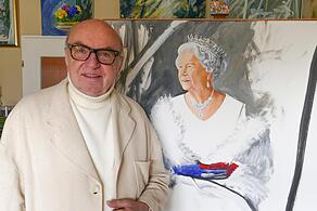 Michael Cleff - genannt Cleff III. - hat sogar aus dem Buckingham Palace Reaktionen auf sein Portr&auml;t der Queen bekommen.