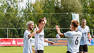Beim 6:0-Sieg über Altenplos durften die Katschenreuther (von links) Dorian Carl, Tom Haas und Hannes Michel noch reichlich Tore bejubeln. In den vergangenen beiden Spielen ging der VfR jedoch leer aus und will nun in Waldershof punkten.