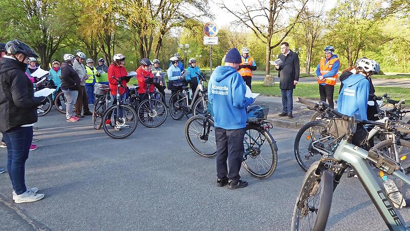 Zehn Radfahrvereine aus dem BRV-Bezirk Oberfranken beteiligten sich im April an der vom RV Concordia Altenkunstadt ausgerichteten Radwallfahrt nach Vierzehnheiligen. Die Pilgertour gilt als BRV-Bezirkswanderfahrt und spielt daher bei der Bezirkswe...
