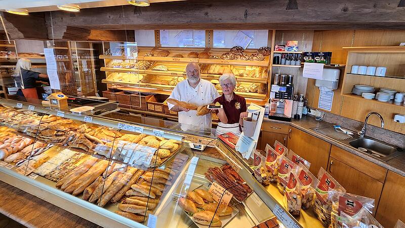 Michael und Christine Kerling als die B&auml;ckerei Kerling der Oberen K&ouml;nigstra&szlig;e in Bamberg noch ge&ouml;ffnet war.