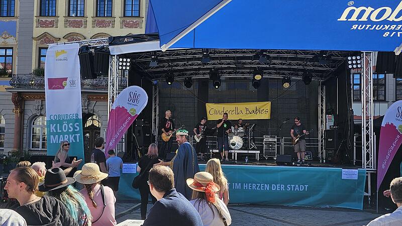 Diskussion um Punkband und Arschloch auf Kl&ouml;&szlig;markt Coburg