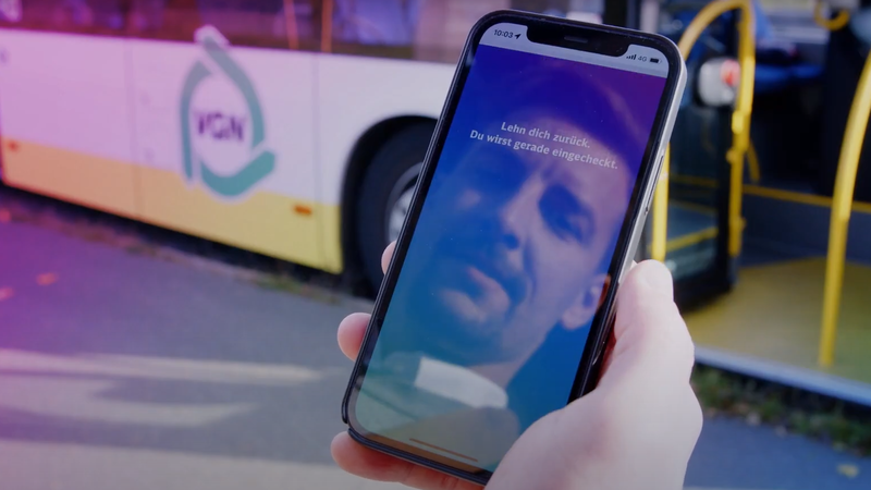 Check-In anklicken, Einsteigen und den Rest macht Egon. Die neue App des VGN kann immer mehr Nutzer überzeugen.