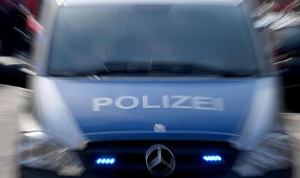 Unfall auf Supermarkt-Parkplatz in Coburg: 17.000 Euro Schaden und zwei Verletzte Unfall auf Supermarkt-Parkplatz in Coburg: 17.000 Euro Schaden und zwei Verletzte