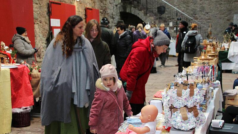 Den Weihnachtsmarkt auf der Trimburg wird es heuer nicht geben. Der Besucheransturm im vergangenen Jahr rief die Behörden auf den Plan, die ein Sicherheitskonzept fordern, das derzeit entwickelt wird.