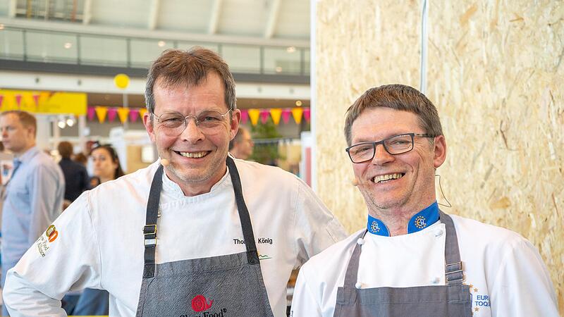 Thomas König (links) und Detlev Ueter, Slow Food Chef Alliance, machten Werbung für die Rhön auf der Stuttgarter Messe.
