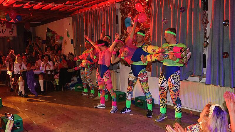 Der absolute H&ouml;hepunkt des Abends war aus Sicht der Frauen der Tanzauftritt der &bdquo;SSV Dancers&ldquo;.
