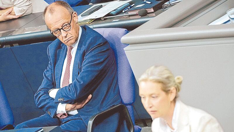 Am Donnerstag im Bundestag war da keine N&auml;he zu sp&uuml;ren &ndash; und Friedrich Merz will auch daf&uuml;r sorgen, dass der Eindruck so bleibt. Auch wenn er gleichzeitig mal wieder mit einer &Auml;u&szlig;erung polarisiert.