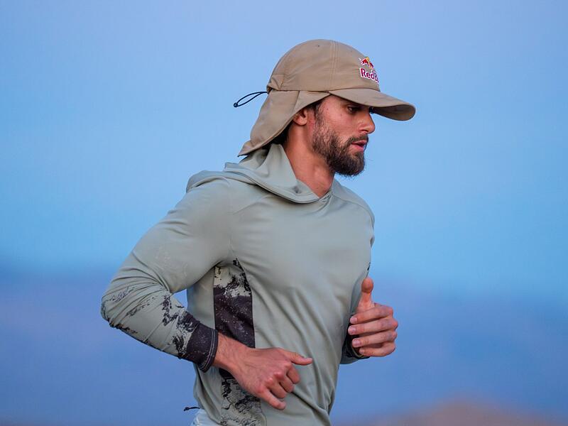Arda Saat&ccedil;i bei seinem Lauf
