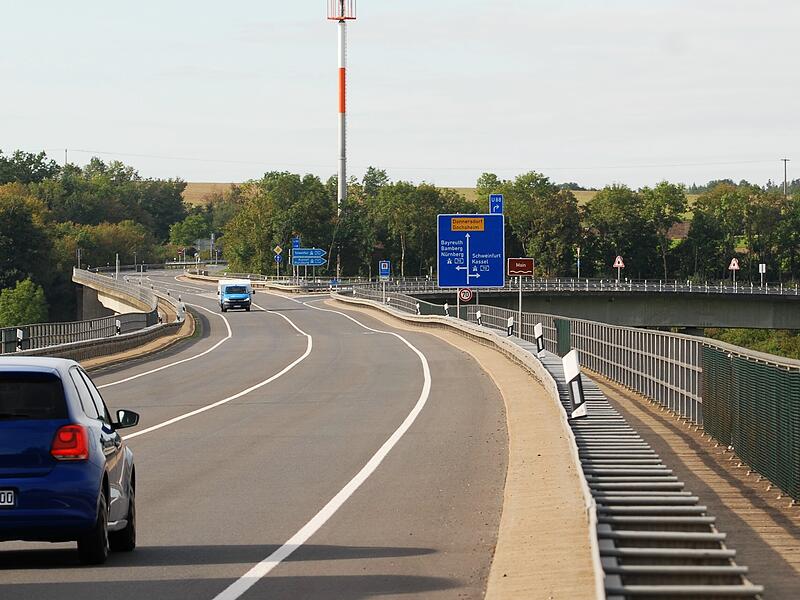 Fahrbahn