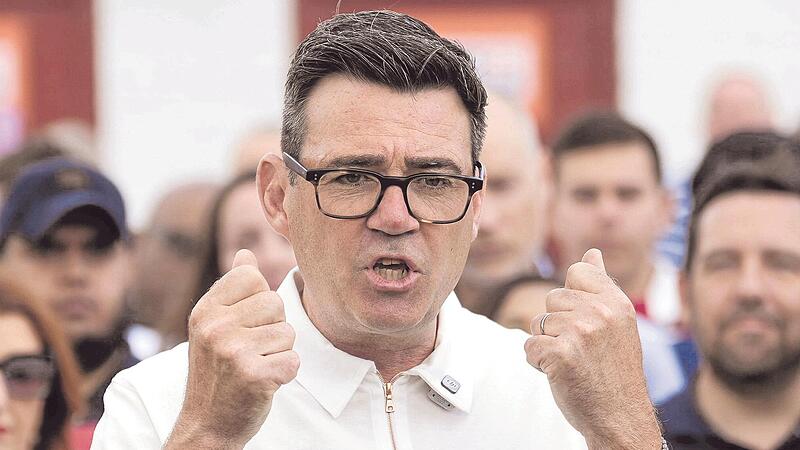 Der 56-jährige Bürgermeister von Greater Manchester, Andy Burnham, ist nun Parlamentsabgeordneter in Westminster – die Voraussetzung, um in Großbritannien Premierminister zu werden. Der 56-jährige Bürgermeister von Greater Manchester, Andy Burnham, ist nun Parlamentsabgeordneter in Westminster – die Voraussetzung, um in Großbritannien Premierminister zu werden.