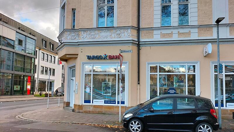 Die Bamberger Targobank-Filiale befindet sich am Schönleinsplatz/Ecke Zinkenwörth. Die Bamberger Targobank-Filiale befindet sich am Schönleinsplatz/Ecke Zinkenwörth.
