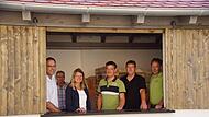 Sind begeistert vom neuen Backhaus in Fürnbach (von links): Bürgermeister Matthias Bäuerlein, Norbert Nüßlein, ILE-Managerin Ulla Schmidt, Alexander Schneider, Alexander Hoppert und Bernhard Herbst.