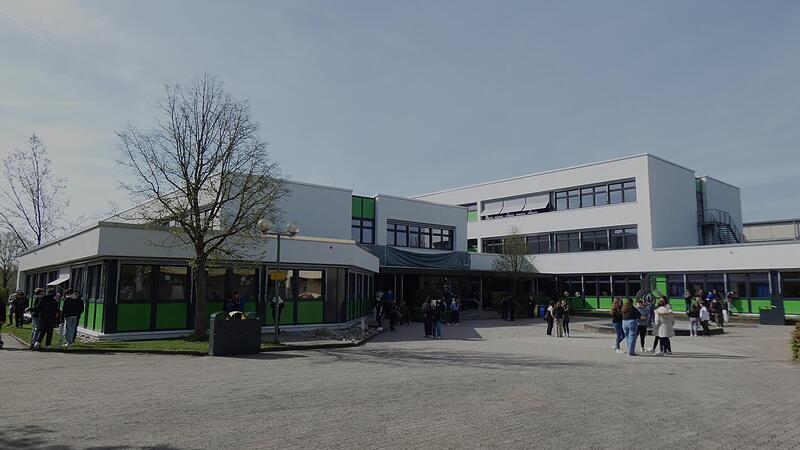 An der  Grund- und Mittelschule Neuenmarkt-Wirsberg werden laufend Verbesserungen vorgenommen.