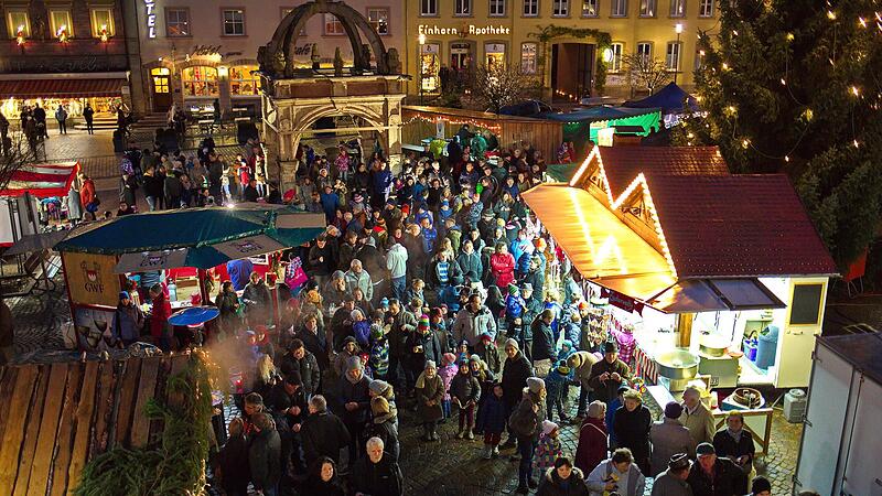Hammelburg in vorweihnachtlicher Atmosph&auml;re.