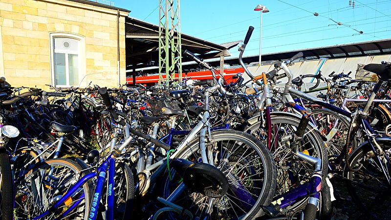 Fahrräder am Bahnhof in Bamberg Fahrräder am Bahnhof in Bamberg