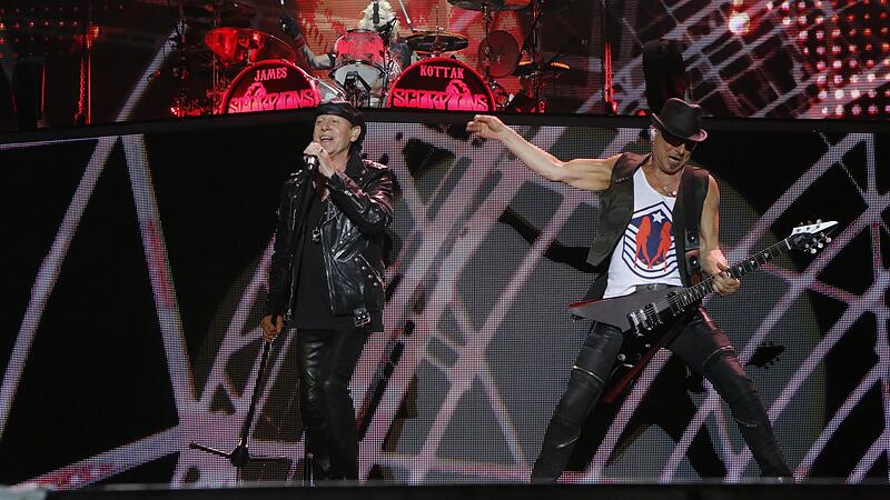 Die Alt-Rocker der Scorpions boten 2015  in Coburg eine tolle Show. Danach waren sie aber schnell wieder weg.