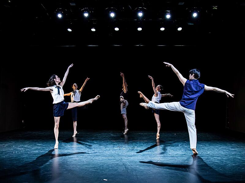 Das Kammerballett "First Steps" feierte erfolgreiche Premiere im Theater in der Reithalle in Coburg.Kammerballett "First Steps" in Coburg Das Kammerballett "First Steps" feierte erfolgreiche Premiere im Theater in der Reithalle in Coburg.