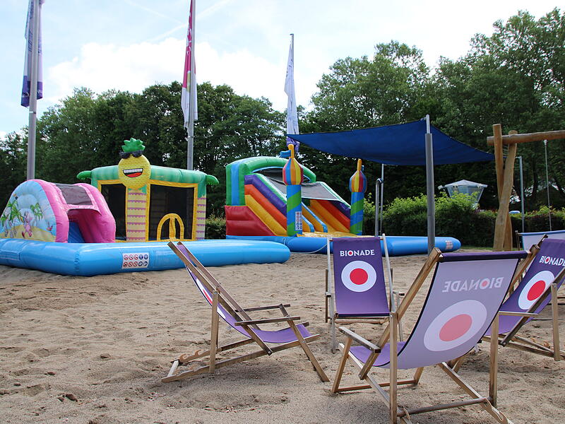 Schwimmbad, Gr&uuml;nfl&auml;che, Freibad