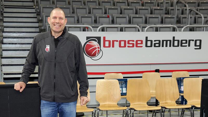 Oren Amiel, aufgenommen bei seiner Vorstellung als neuer Trainer von Brose Bamberg Anfang Dezember vergangenen Jahres