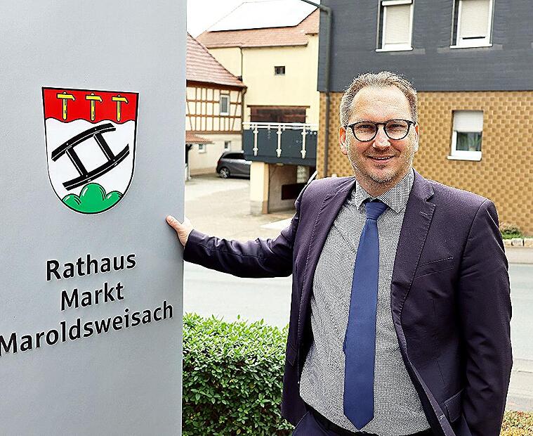 Kritik mussten Bürgermeister Wolfram Thein und die Verwaltung in einem Antrag der FWG Maroldsweisach einstecken.