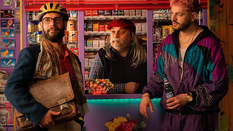Szene am Kiosk: Es spielen Stefan Kügel, Benjamin Seeberger, Nando Seeberger.